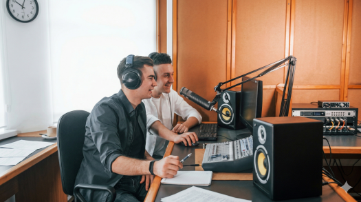 Radio Translation Services for Christian Radio Pastors: Expanding Your Broadcast Ministry Worldwide